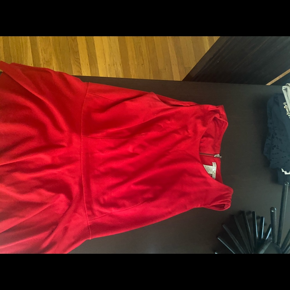 Alberto Makali, size 12, peplum top